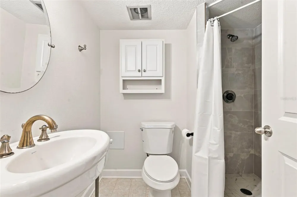 4435 1ST STREET NE #110 St Petersburg, FL 33703
