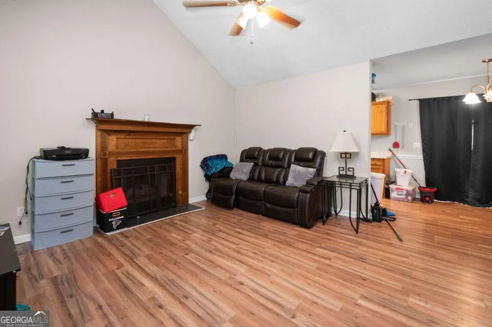 8 Priscilla DR Grantville, GA 30220