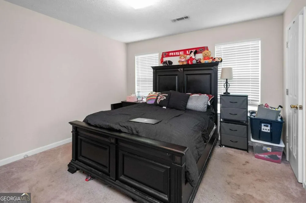 8 Priscilla DR Grantville, GA 30220