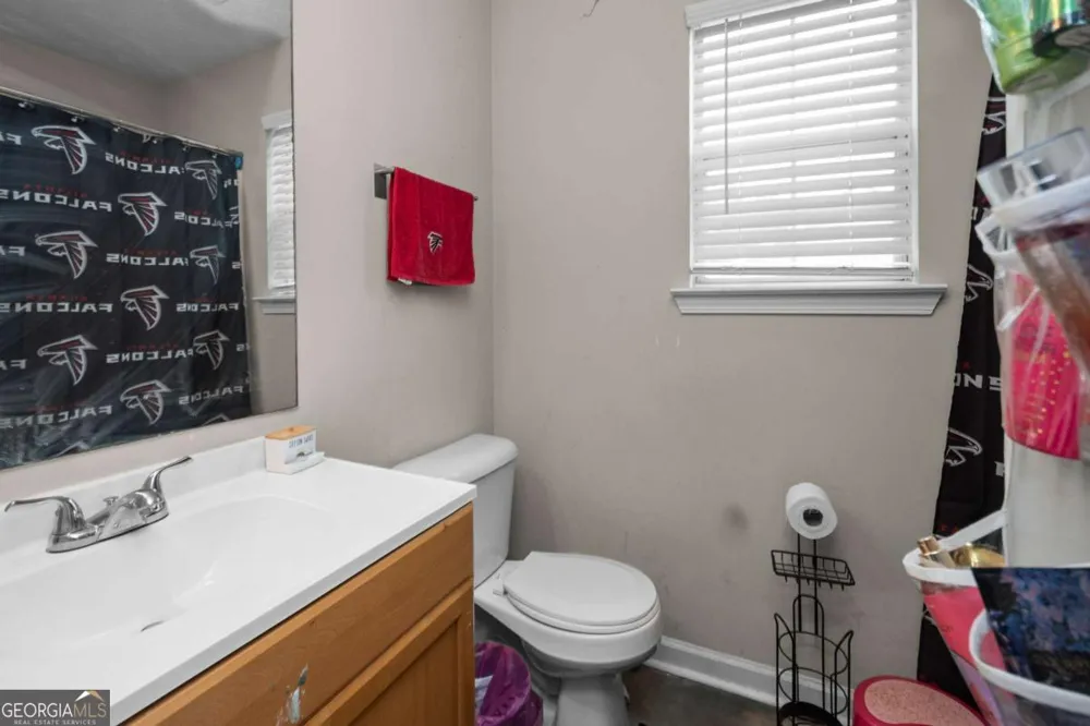 8 Priscilla DR Grantville, GA 30220