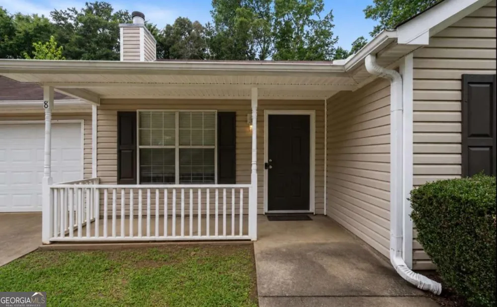 8 Priscilla DR Grantville, GA 30220