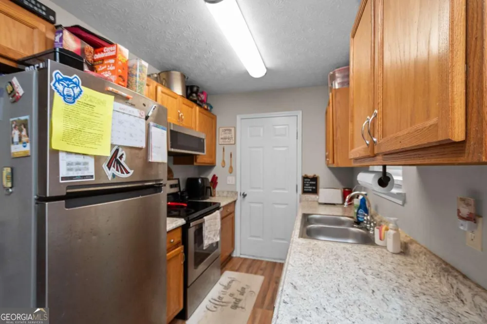 8 Priscilla DR Grantville, GA 30220