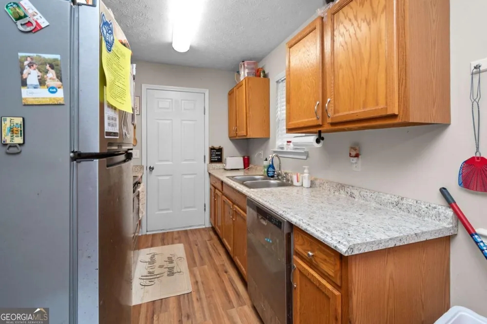 8 Priscilla DR Grantville, GA 30220