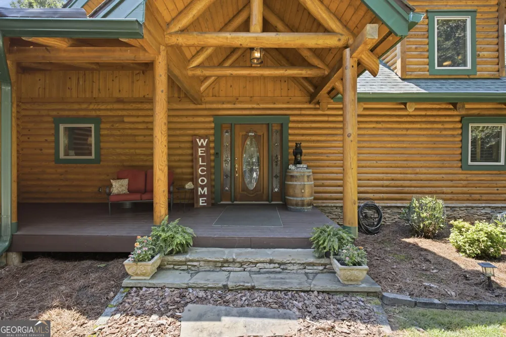 302 Bumpy TRL Dawsonville, GA 30534