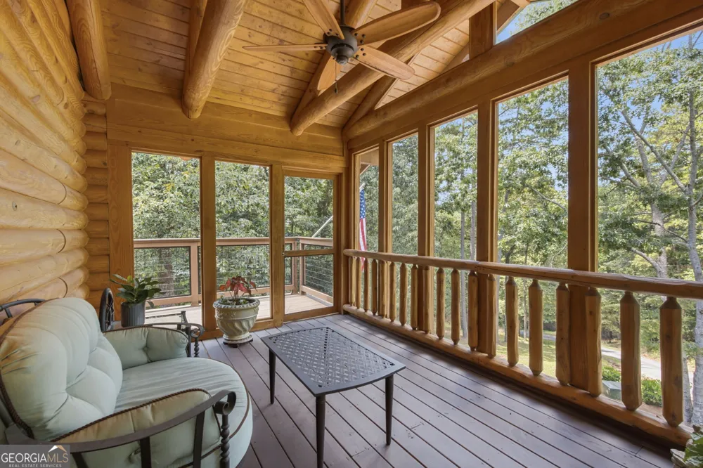 302 Bumpy TRL Dawsonville, GA 30534