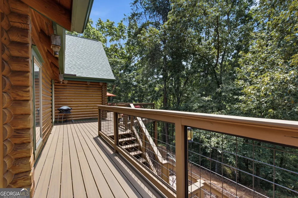 302 Bumpy TRL Dawsonville, GA 30534