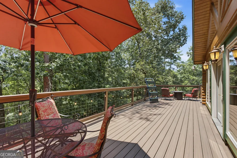 302 Bumpy TRL Dawsonville, GA 30534
