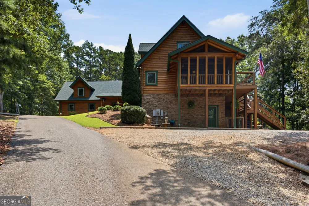 302 Bumpy TRL Dawsonville, GA 30534