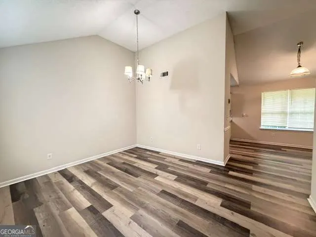4099 WARD LAKE TRL Ellenwood, GA 30294