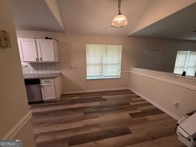 4099 WARD LAKE TRL Ellenwood, GA 30294