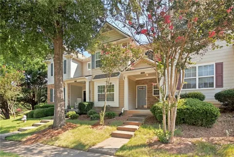2747 Cedar Drive
