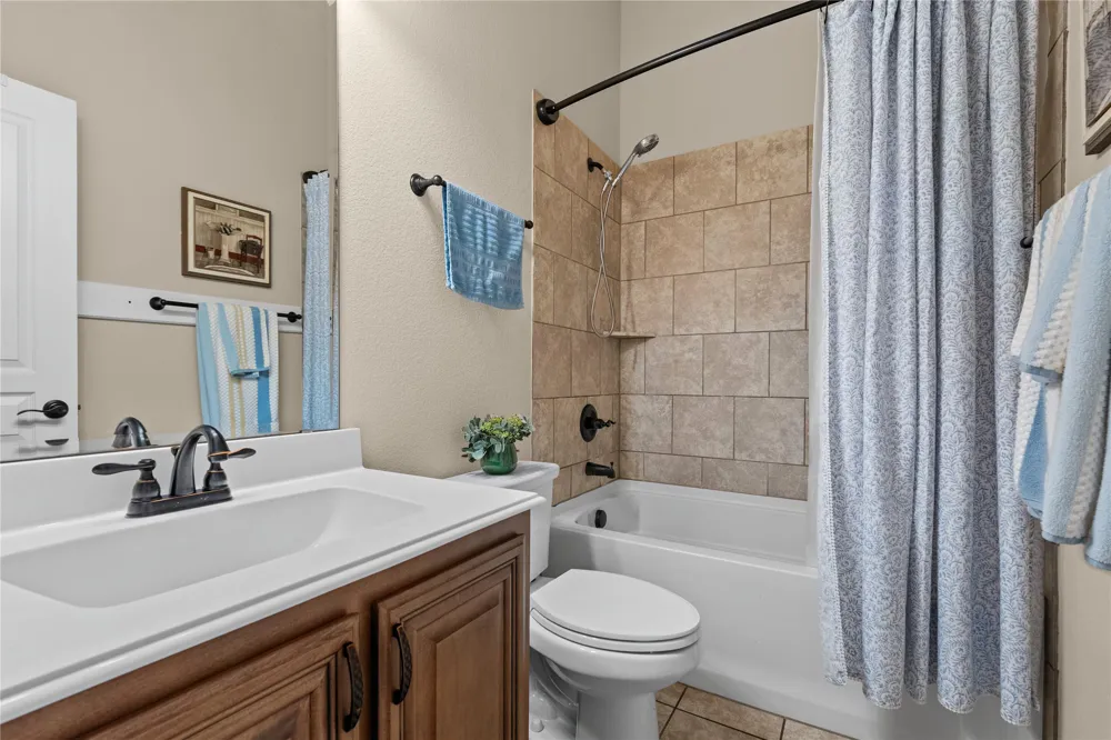 116 Cimmaron Court Alvarado, TX 76009