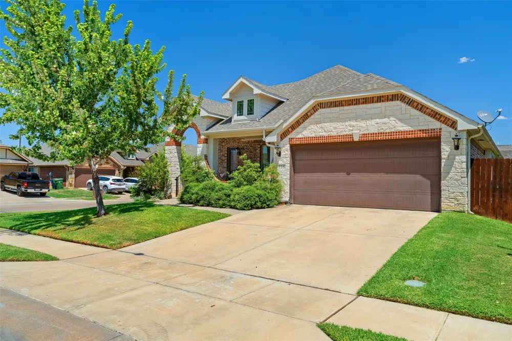116 Cimmaron Court Alvarado, TX 76009