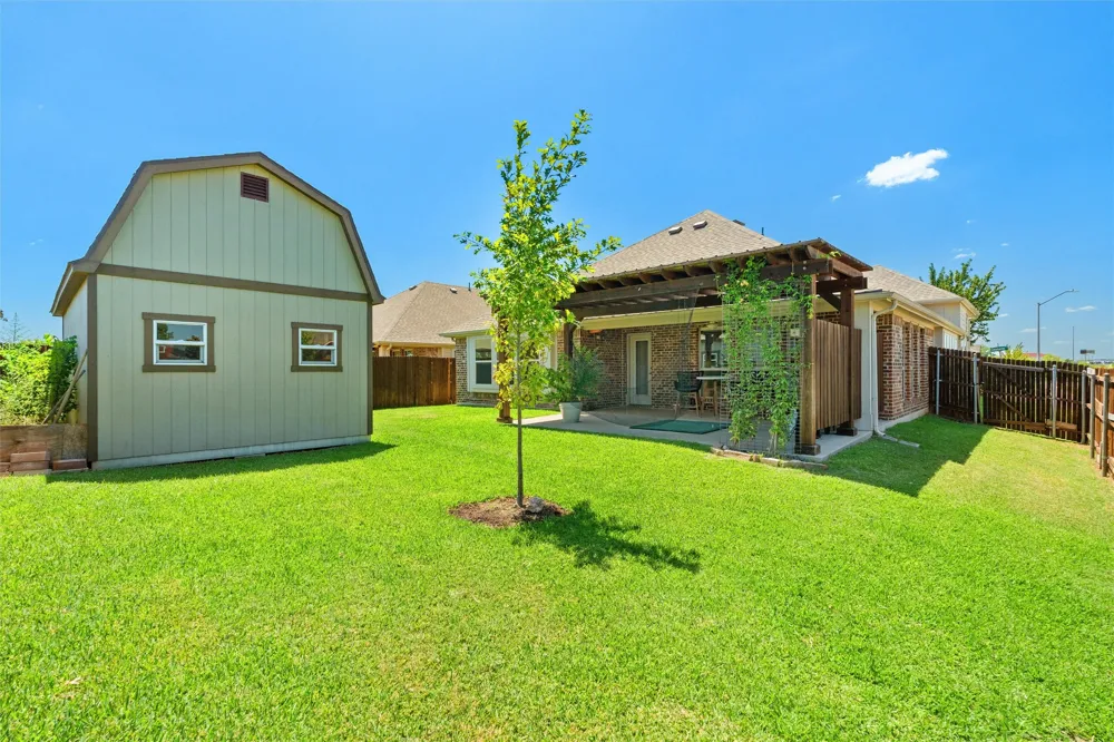 116 Cimmaron Court Alvarado, TX 76009