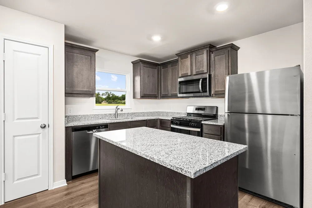 223 North Island Drive Terrell, TX 75160