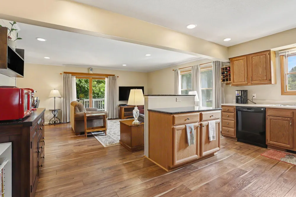 56695 Chippewa Drive Three Rivers, MI 49093