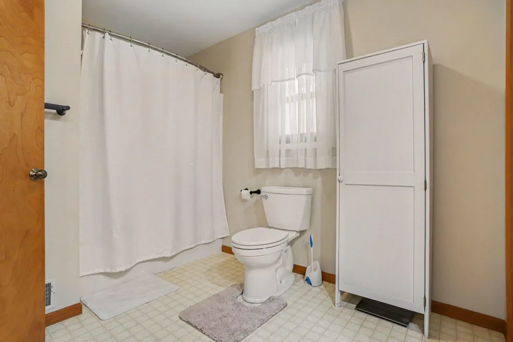 56695 Chippewa Drive Three Rivers, MI 49093