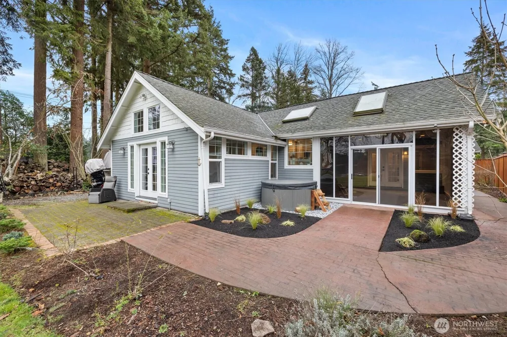 3118 S 337th Street Federal Way, WA 98001