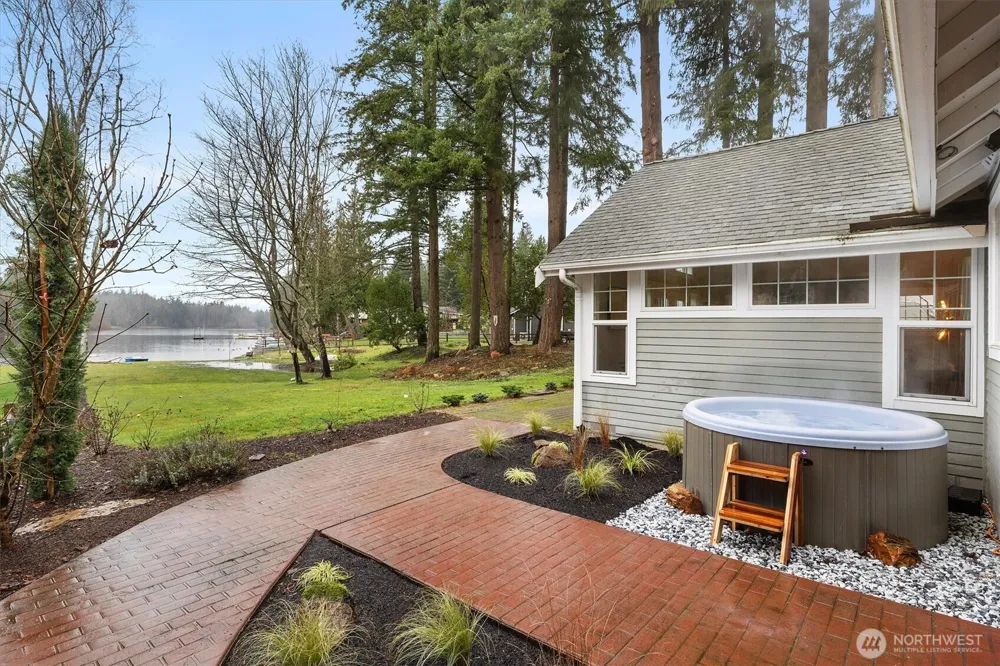 3118 S 337th Street Federal Way, WA 98001