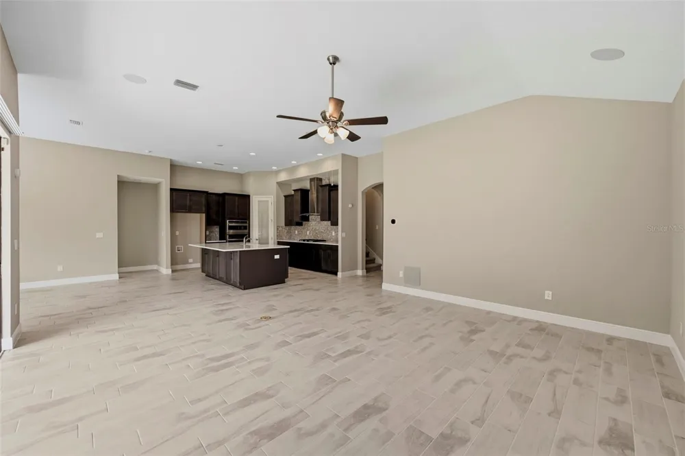 14519 WOODLAND SPUR DRIVE Lithia, FL 33547