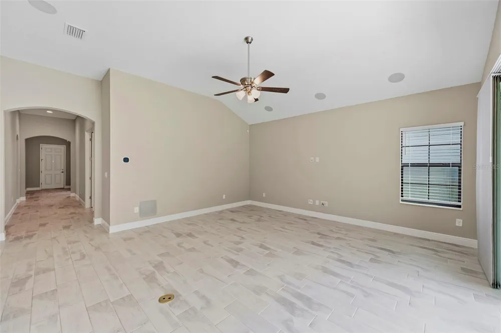 14519 WOODLAND SPUR DRIVE Lithia, FL 33547
