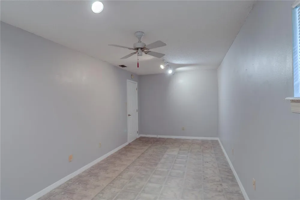 5212 ABELIA DRIVE Orlando, FL 32819