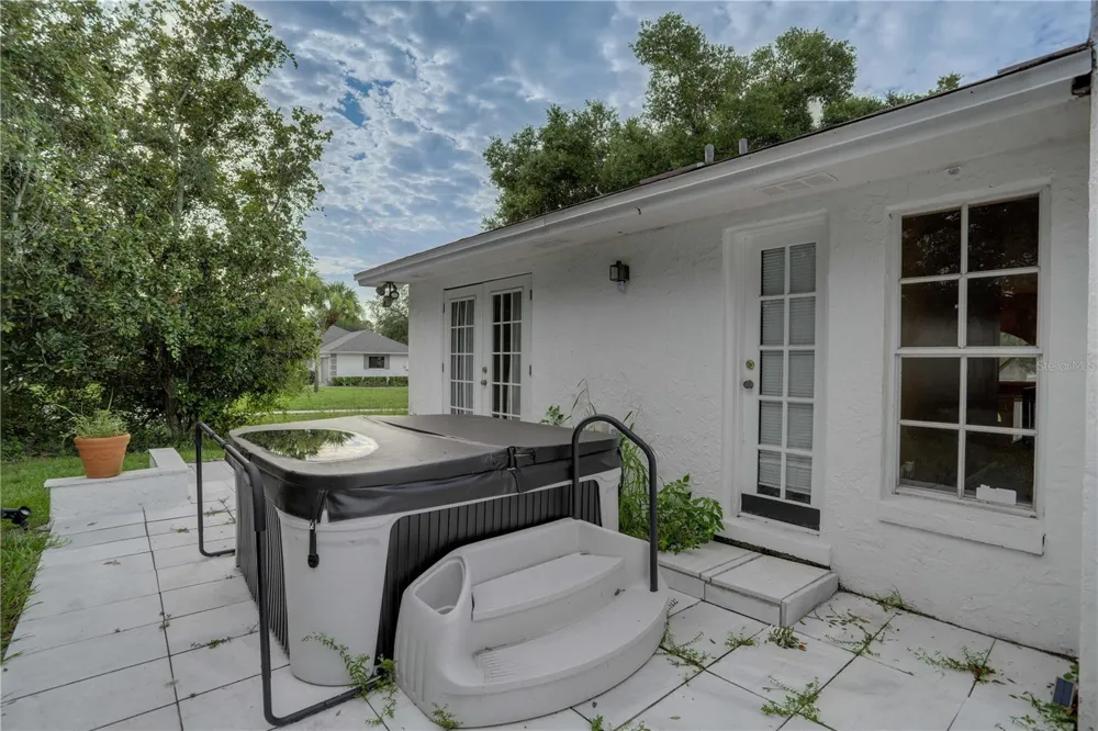 5212 ABELIA DRIVE Orlando, FL 32819
