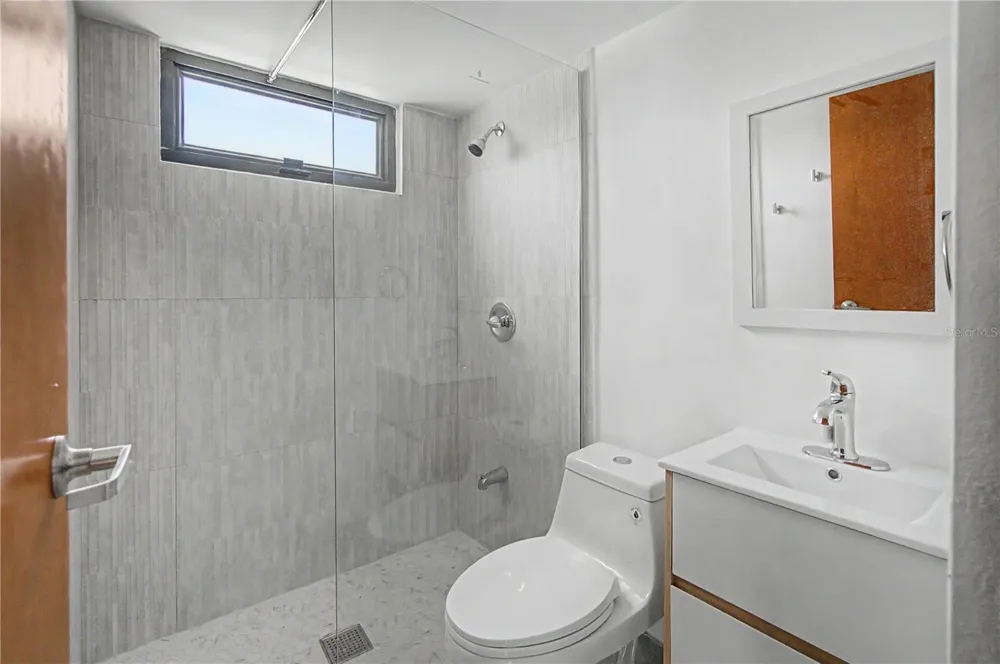174 VILLAMIL #4B San Juan, PR 00907