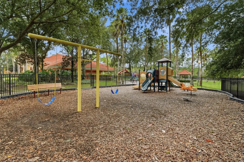 165 SEVILLA AVENUE Davenport, FL 33897