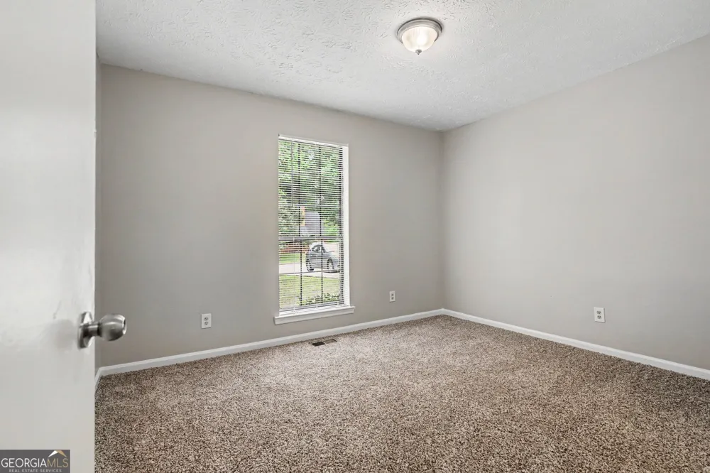 9112 Raven DR Jonesboro, GA 30238