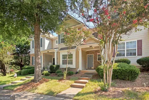 2747 Cedar DR