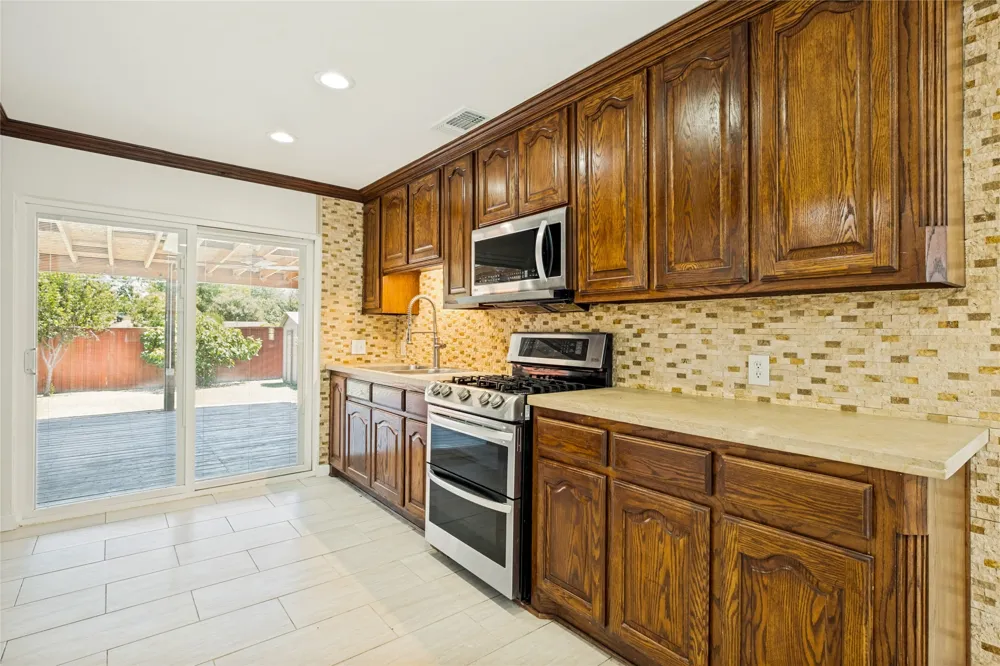 4228 Hyde Park Drive Mesquite, TX 75150