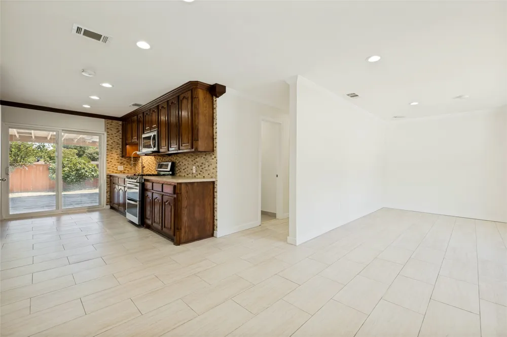 4228 Hyde Park Drive Mesquite, TX 75150