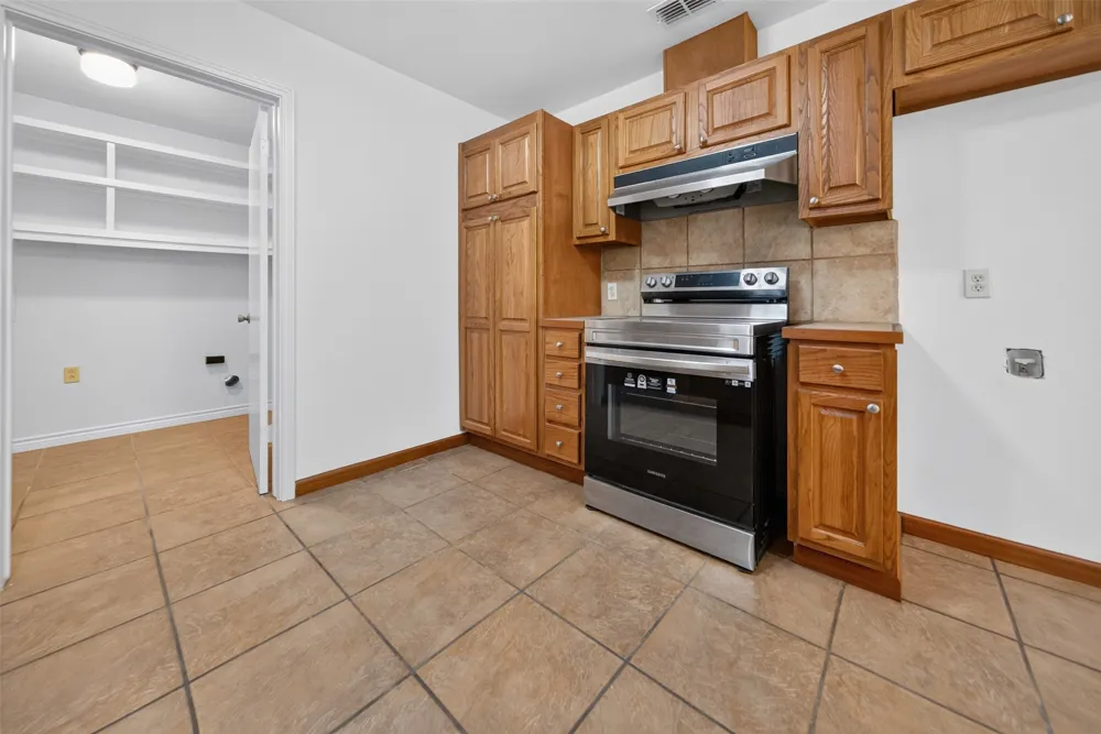 3041 Lakewood Drive Tyler, TX 75702