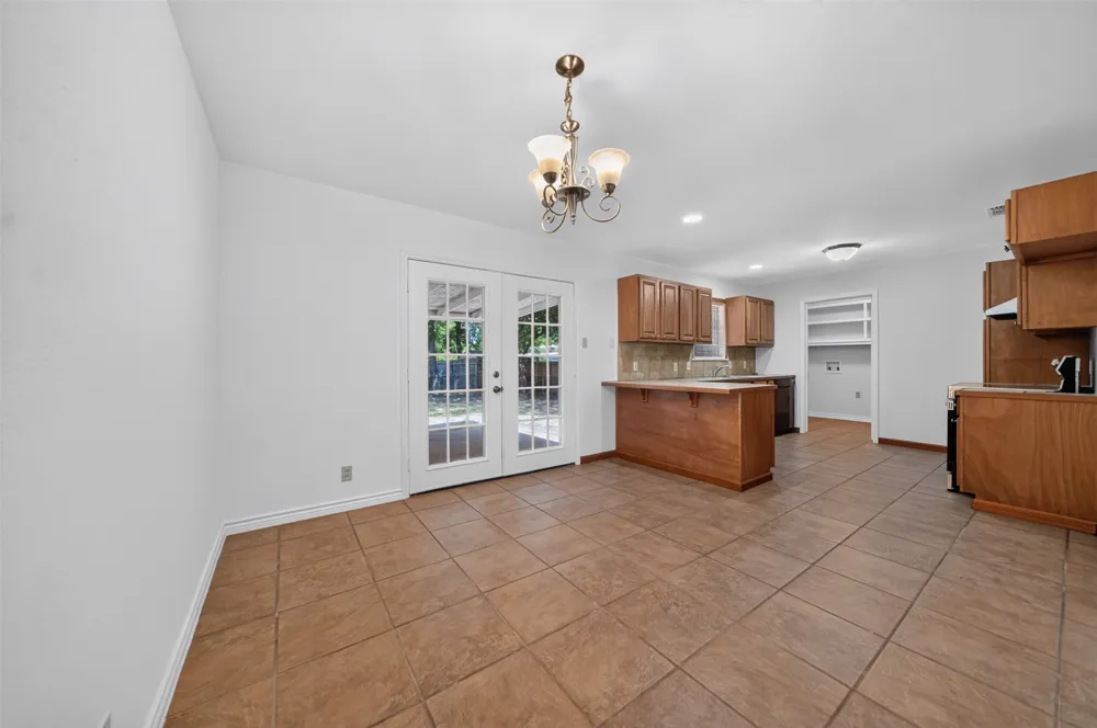 3041 Lakewood Drive Tyler, TX 75702