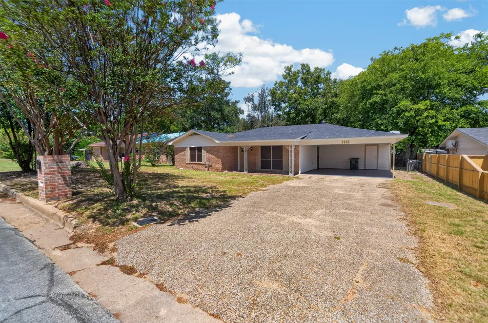 3041 Lakewood Drive Tyler, TX 75702
