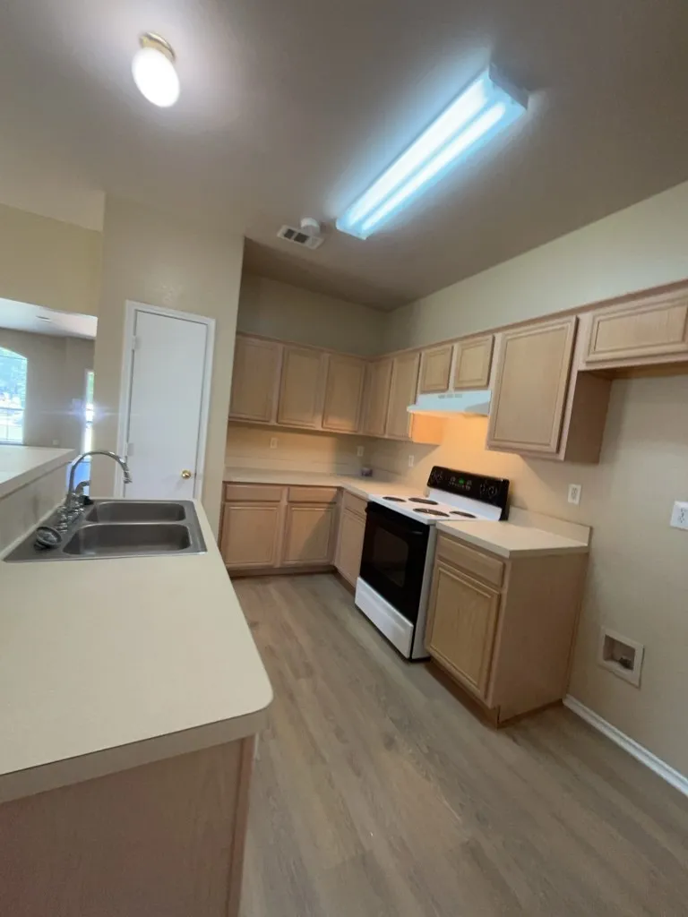 1824 Mcneely Street Lancaster, TX 75134