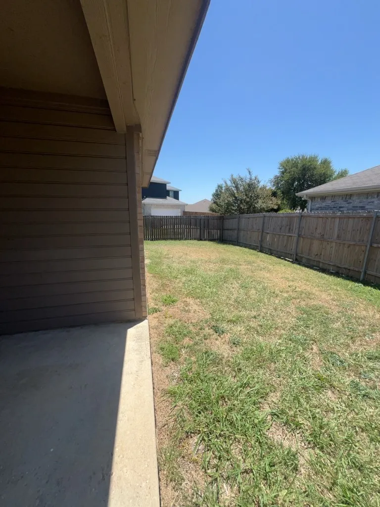 1824 Mcneely Street Lancaster, TX 75134