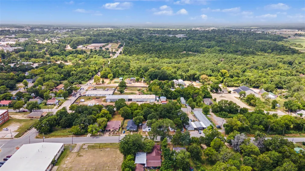 632 University Avenue Huntsville, TX 77320