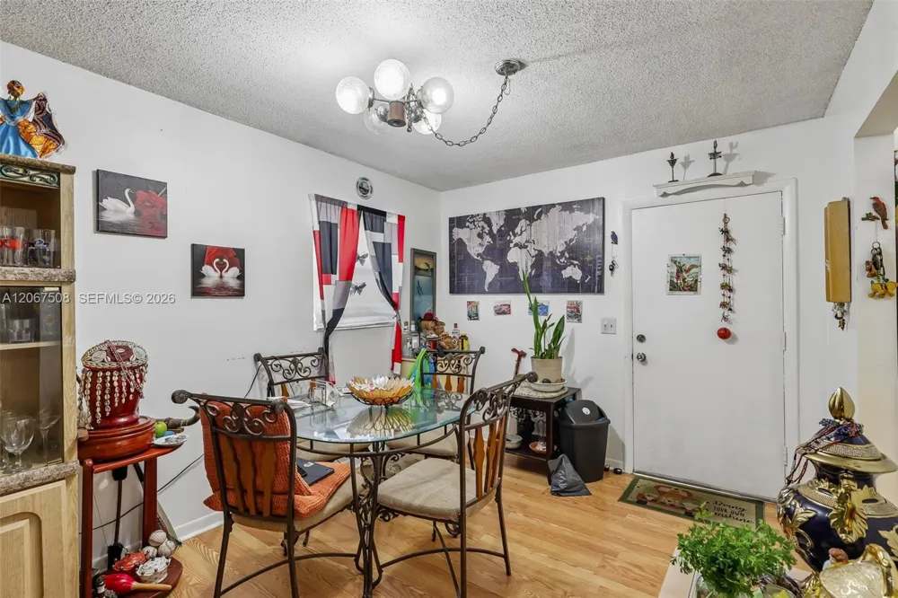 200 Bonnie Blvd #139 Palm Springs, FL 33461