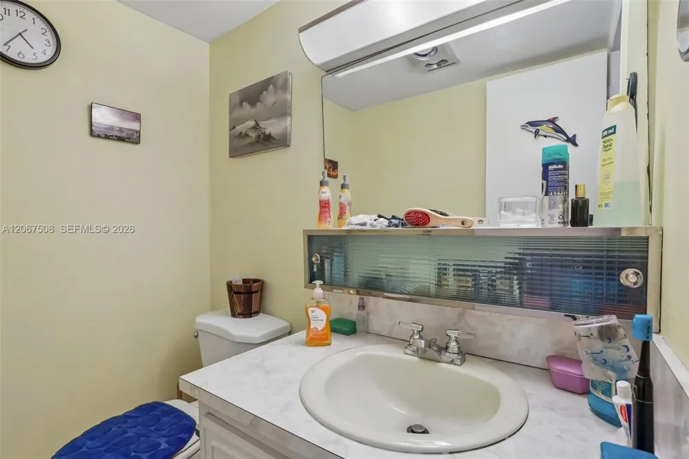 200 Bonnie Blvd #139 Palm Springs, FL 33461