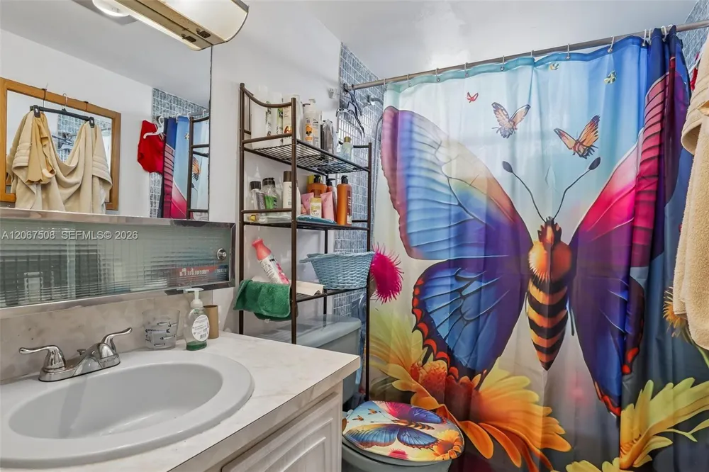 200 Bonnie Blvd #139 Palm Springs, FL 33461