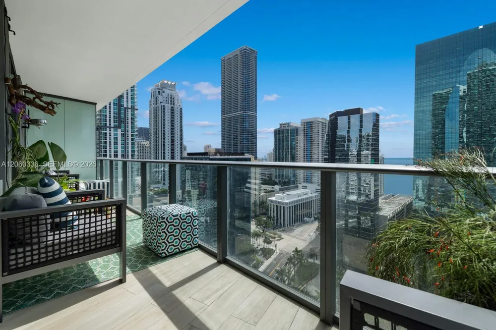 1300 S Miami Ave #2103 Miami, FL 33130
