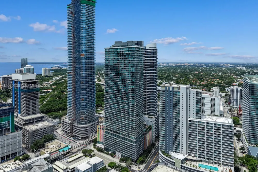1300 S Miami Ave #2103 Miami, FL 33130