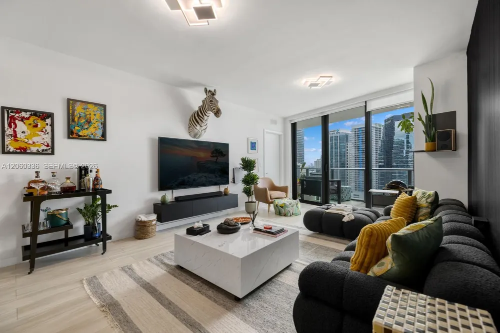 1300 S Miami Ave #2103 Miami, FL 33130