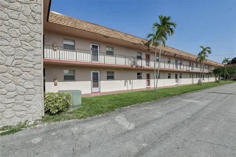 200 Bonnie Blvd #128