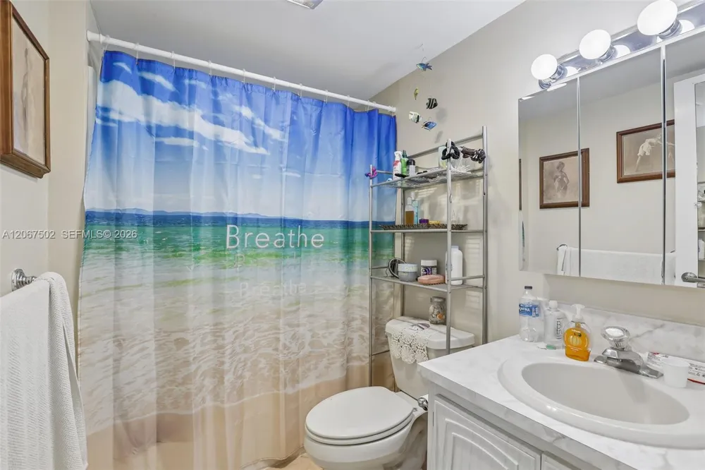 200 Bonnie Blvd #128 Palm Springs, FL 33461