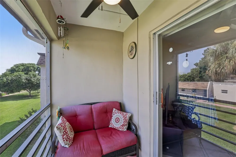 200 Bonnie Blvd #128 Palm Springs, FL 33461