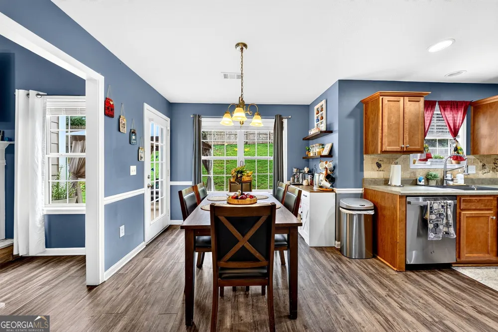 1811 Alberta LN Winder, GA 30680