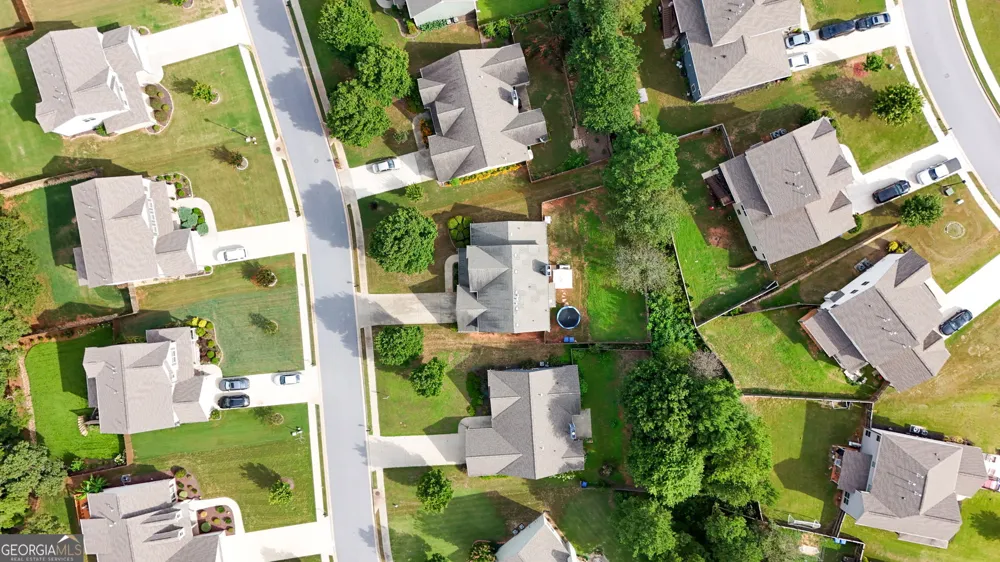 1811 Alberta LN Winder, GA 30680